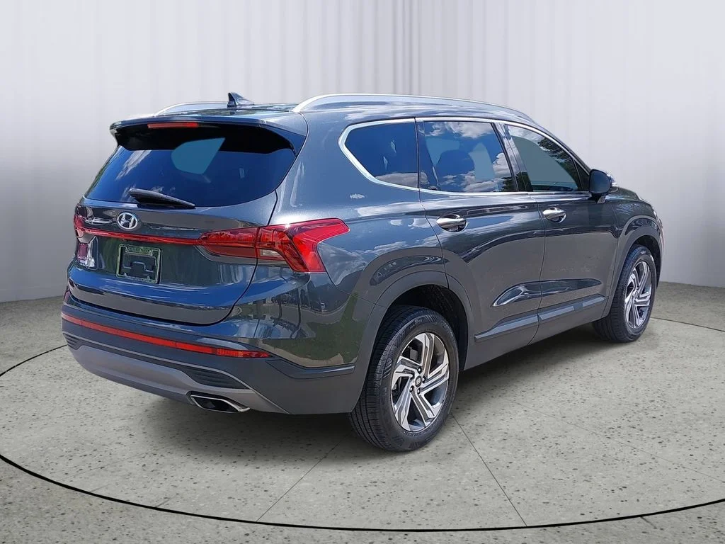 Used 2023 Gray Hyundai SEL image 3