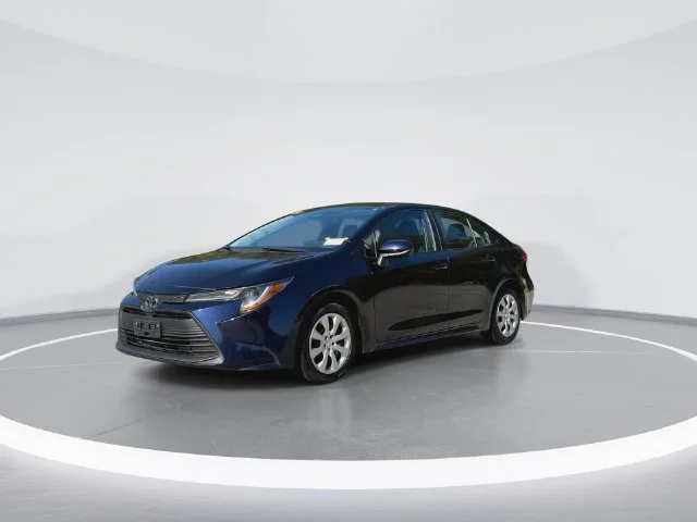 Used 2024  Toyota LE image 4