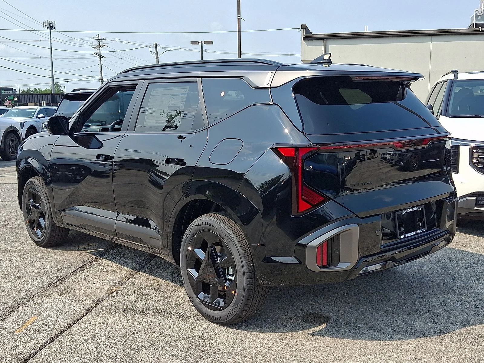 New 2027 Black Kia X-Line S image 4