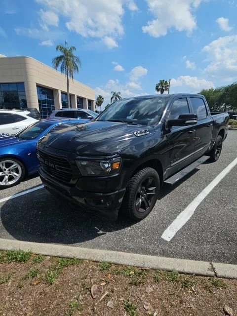 2020 RAM 1500 Big Horn/Lone Star 4x4 Crew Cab 5'7's photo