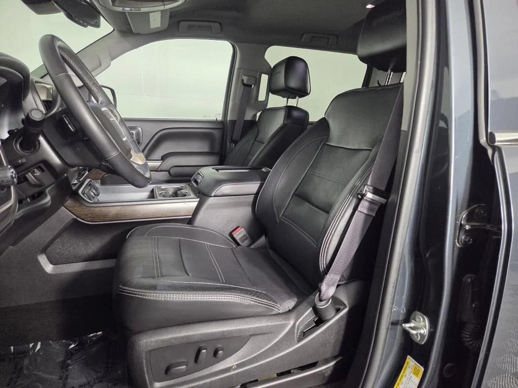 Used 2017 Dark Slate Metallic GMC Denali image 11