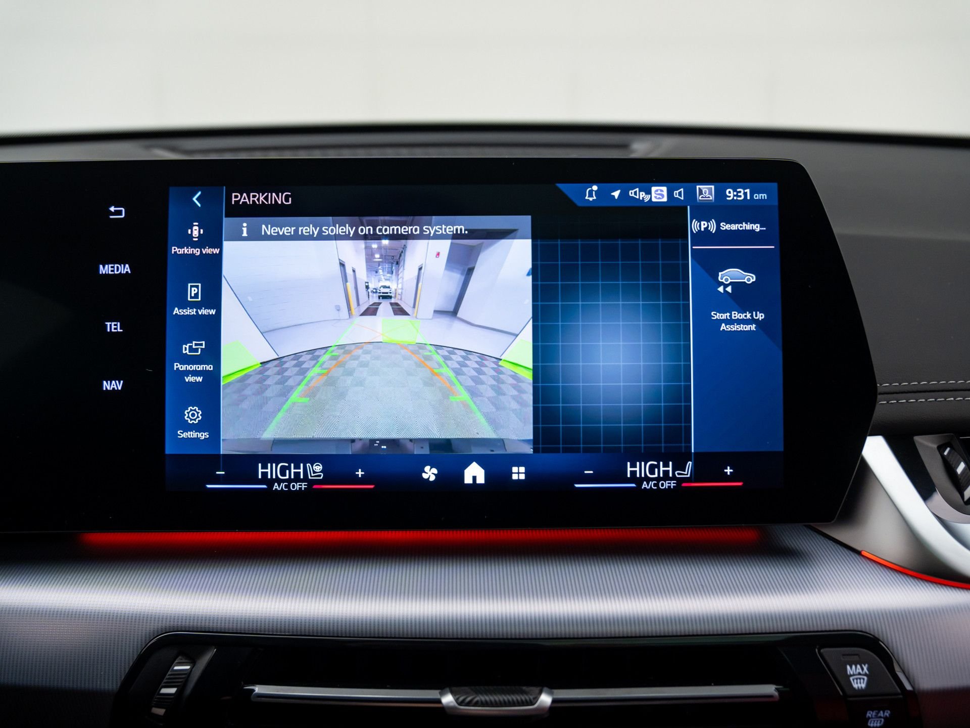 2025 BMW X1 28i - Photo 23