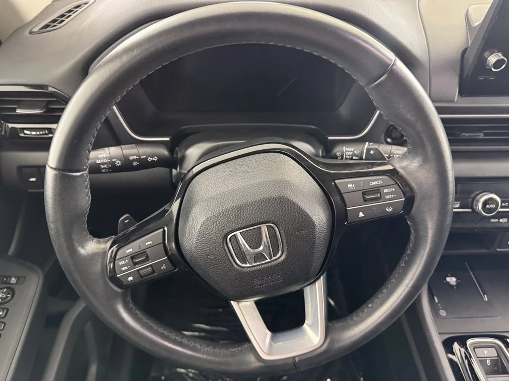 Used 2024  Honda Touring image 22