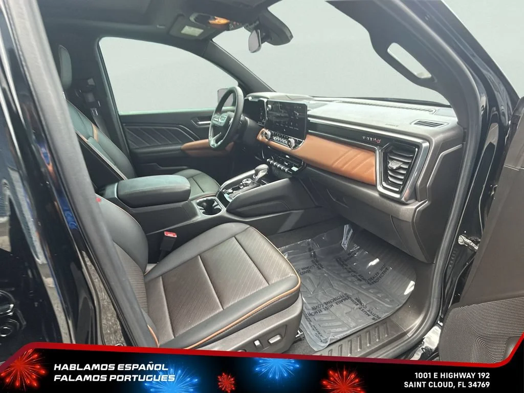 Used 2025 Onyx Black GMC AT4 image 27