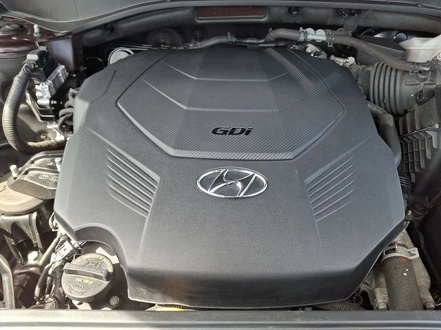 Used 2020 Red Hyundai Limited image 29