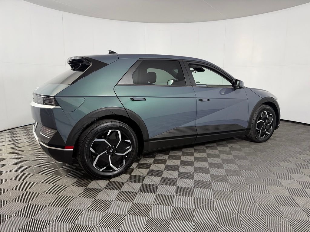 Used 2024 Green Hyundai SEL image 7