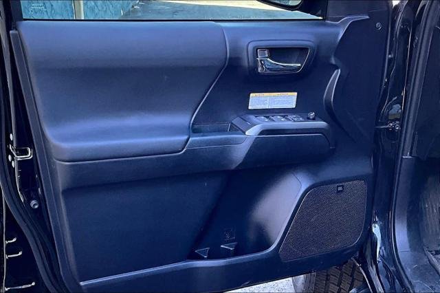 Certified Used 2020 MIDNIGHT BLACK METALLIC Toyota  image 22