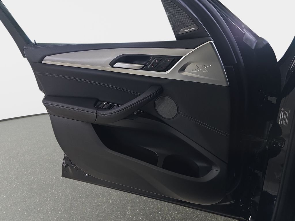 Used 2023 Carbon Black Metallic BMW M40i image 27