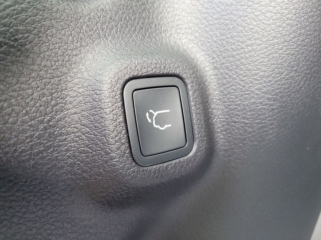 New 2026 Joose (DISC) Jeep Latitude image 9