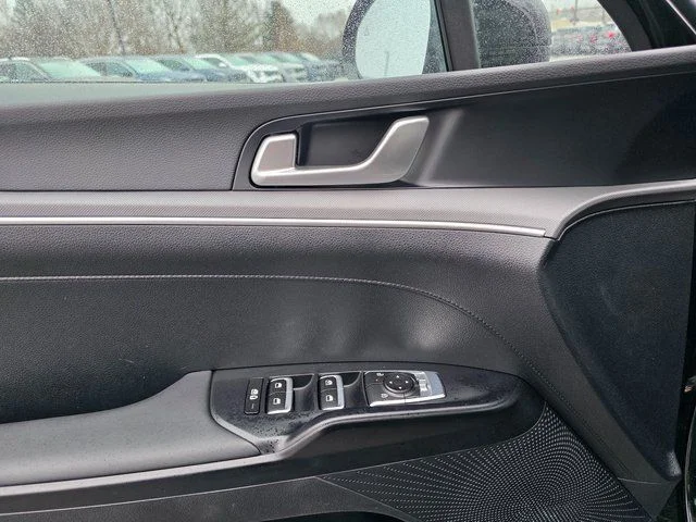 2026 Kia K5 LXS - Photo 23
