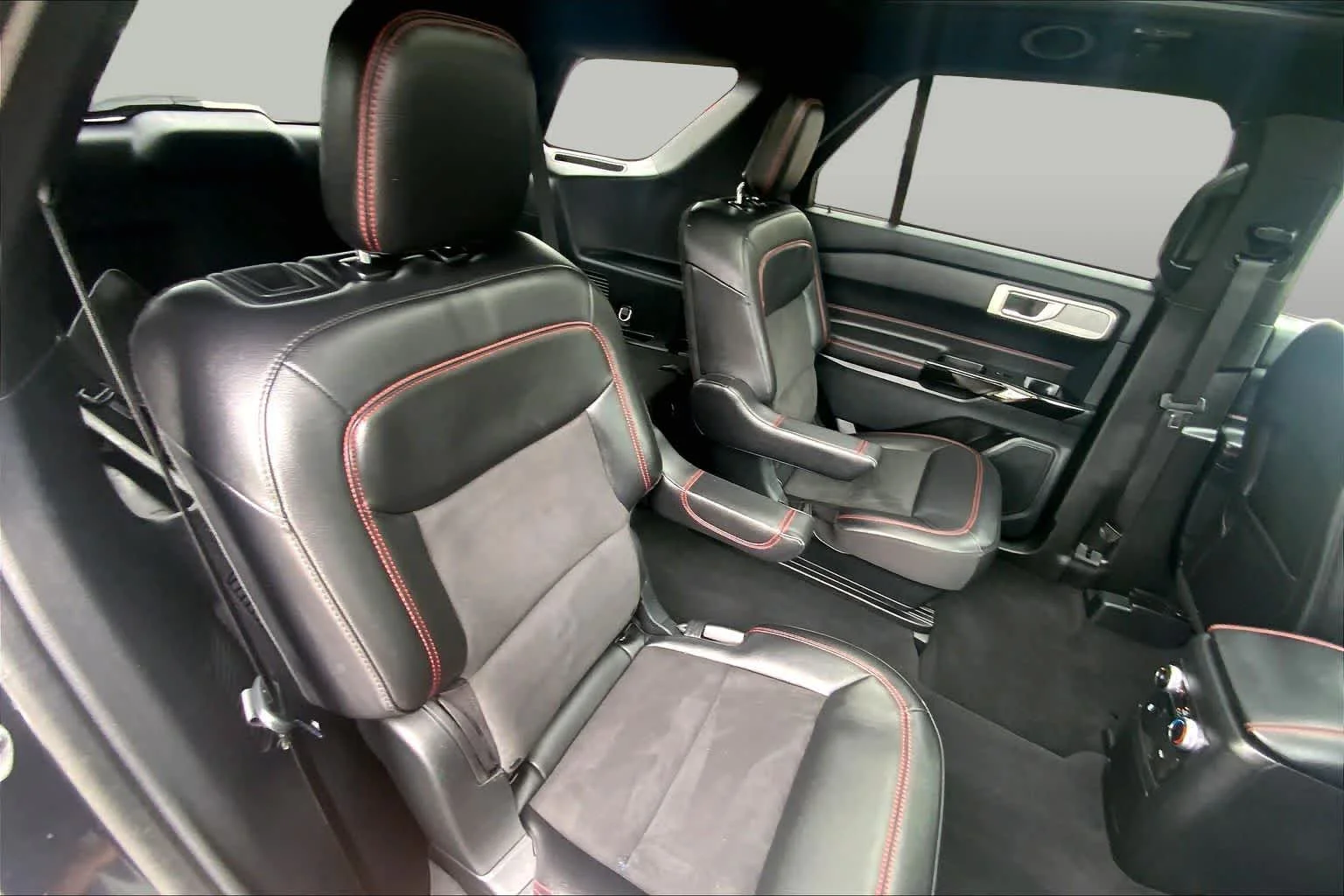 Used 2023 Agate Black Ford ST-Line image 20