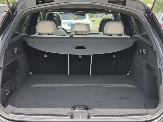 New 2026 Graphite Grey Metallic Mercedes-Benz GLC 300 image 42