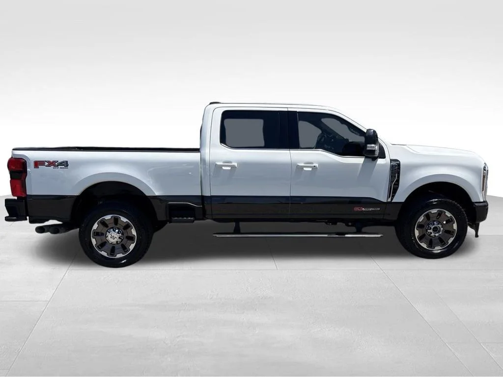 Used 2025 White Ford King Ranch image 7