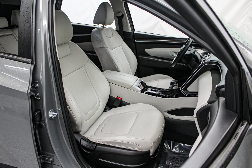 Used 2024 Gray Hyundai SEL image 19
