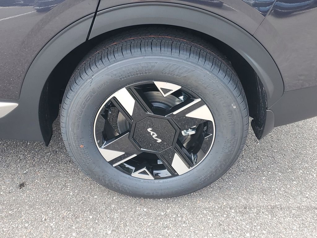 New 2026 Gray Kia LX image 38