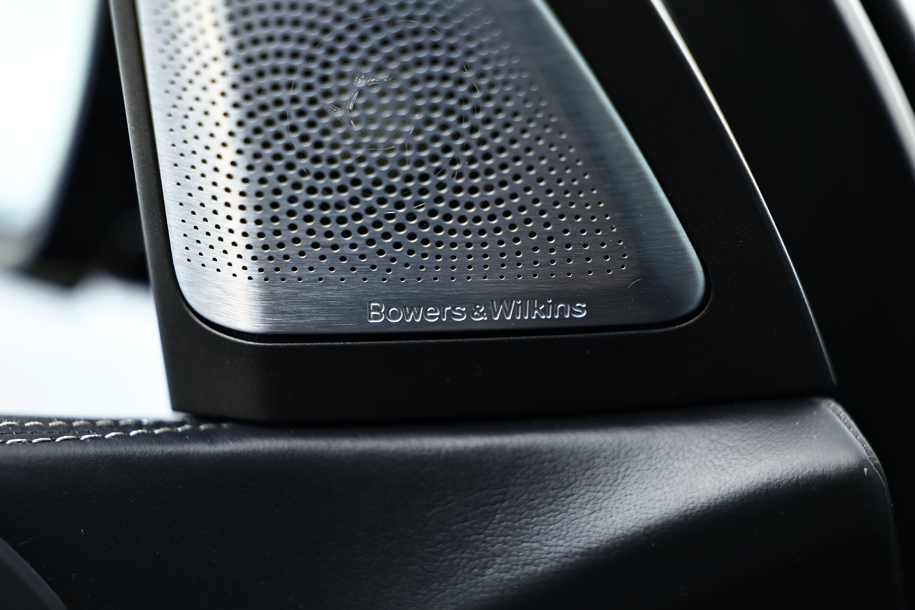 Used 2023 Black Sapphire Metallic BMW M50i image 20