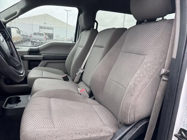Used 2017 Oxford White Ford XLT image 21