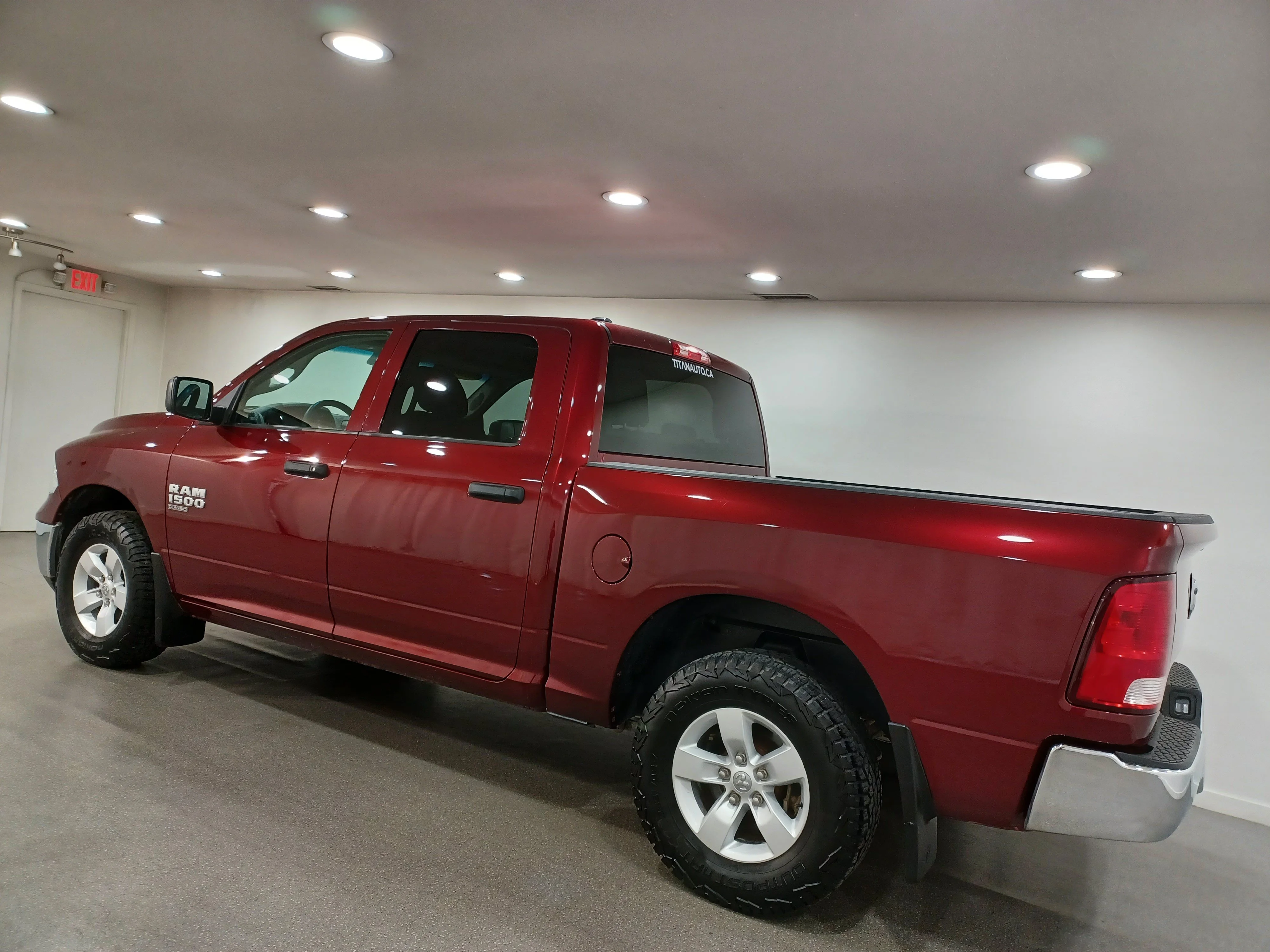 Used 2019 Red Pearl Ram ST 4x4*5ft 7in Box | 6 Pass | Velvet Red Pearl | Park Assist Camera | Tow Pkg image 7