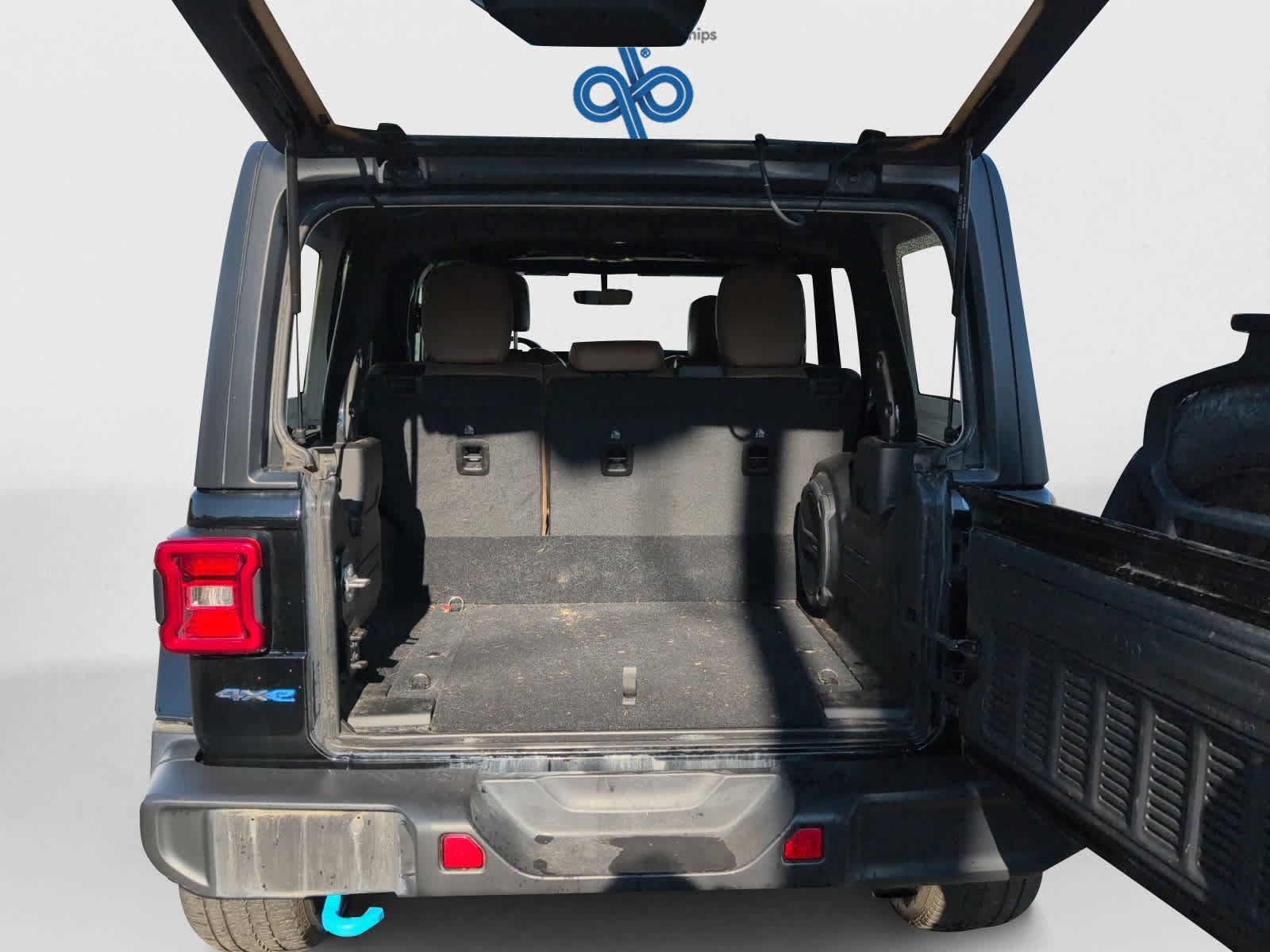 Used 2023 Black Clearcoat Jeep Sahara image 24