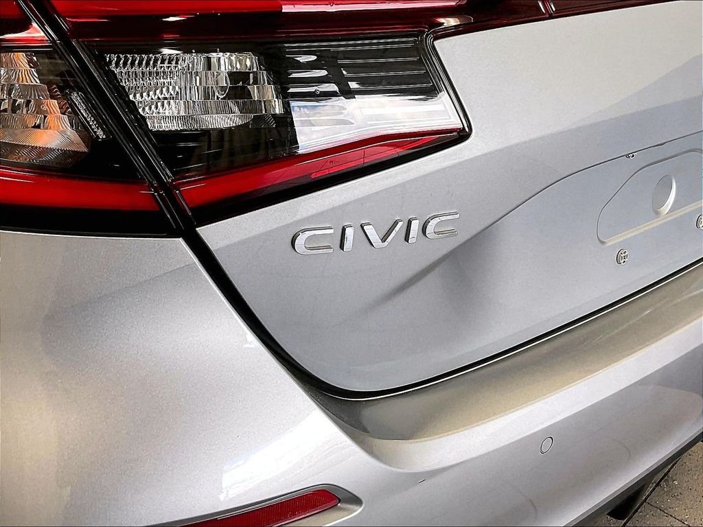 Used 2025 Silver Honda Sport Touring image 28