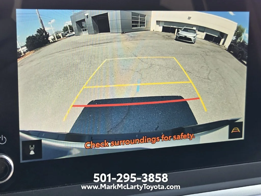 Used 2025 White Toyota SR5 image 19