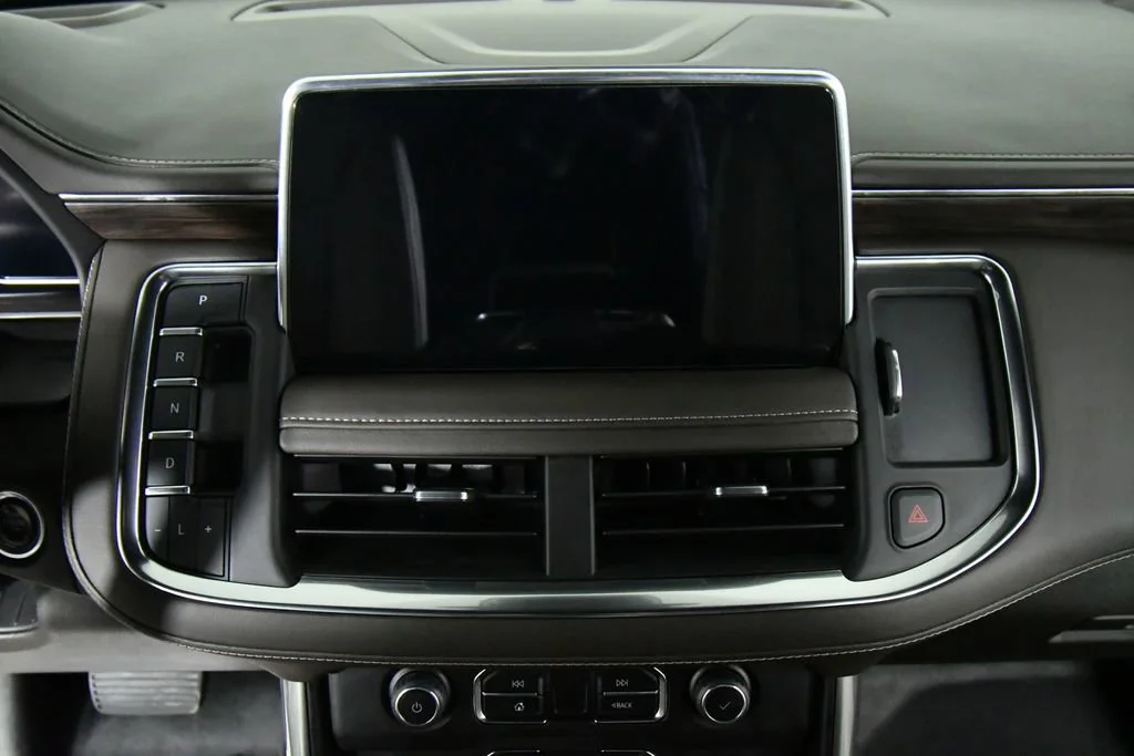 Used 2023 Sterling Gray Metallic Chevrolet Z71 image 4