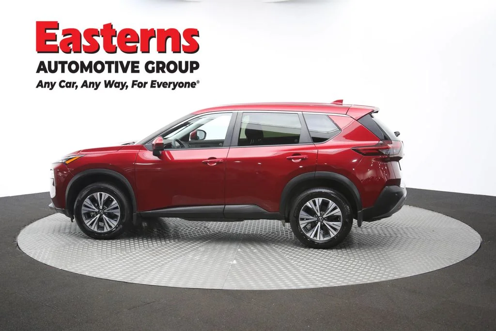 Used 2023 Red Nissan SV image 60