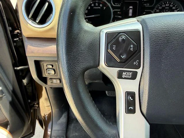 Certified Used 2018 SMOKED MESQUITE Toyota Limited image 13