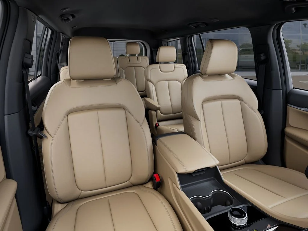 New 2026 Bright White Clear-Coat Exterior Paint Jeep Limited image 15