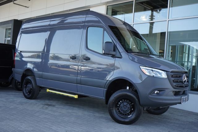 2026 Mercedes-Benz Sprinter 2500 144 WB HO AWD's photo