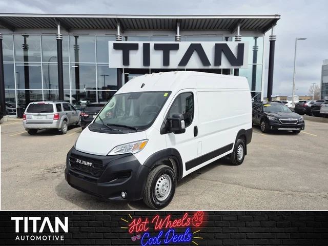 2025 Ram ProMaster Cargo Van 2500 High Roof Tradesmen*Full Size | 136in WB | ONLY 1542 km! | Lthr Seats | Adaptive Cruise | Cross-Wind Assist