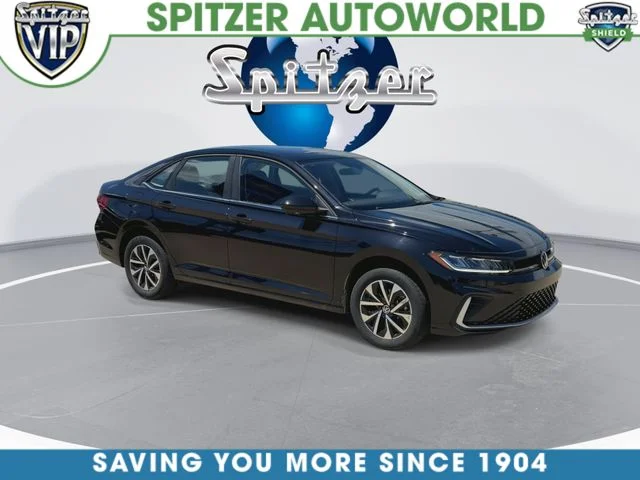 Certified Used 2025 Black Volkswagen 1.5T S image 3
