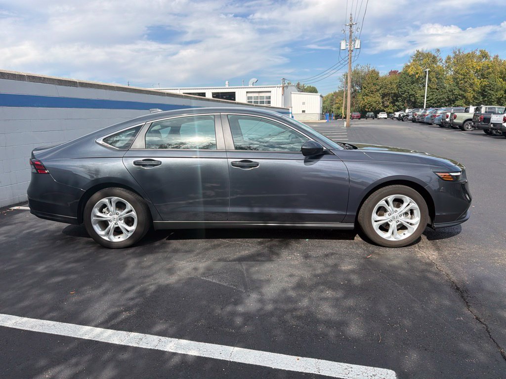 2024 Honda Accord LX - Photo 6