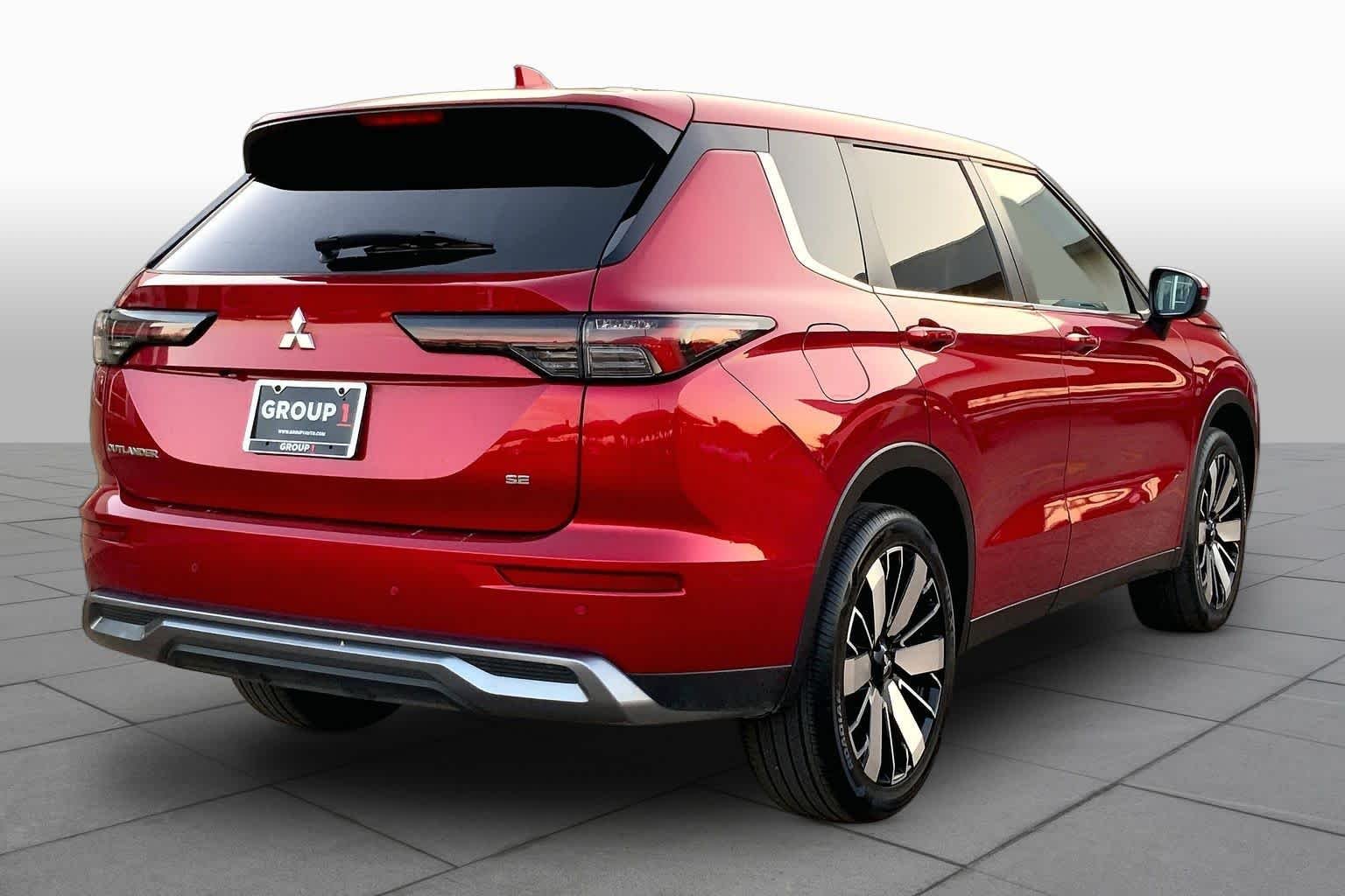 Used 2025 Red Diamond Mitsubishi SE image 12