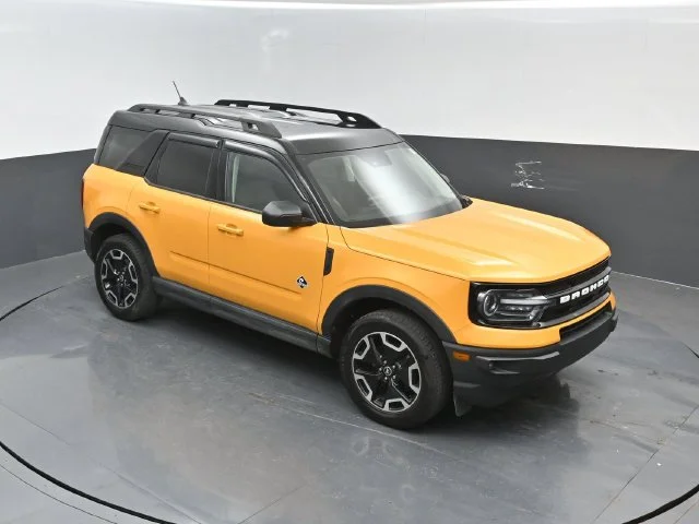 Certified Used 2022 Cyber Orange Metallic Tricoat Ford Outer Banks image 45