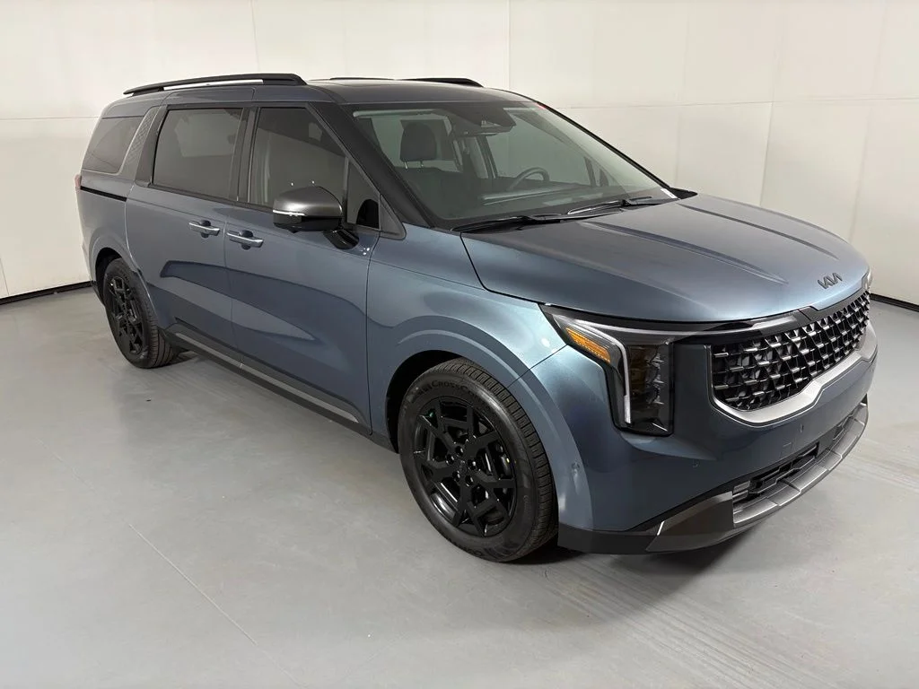 New 2026 Blue Kia SX image 2