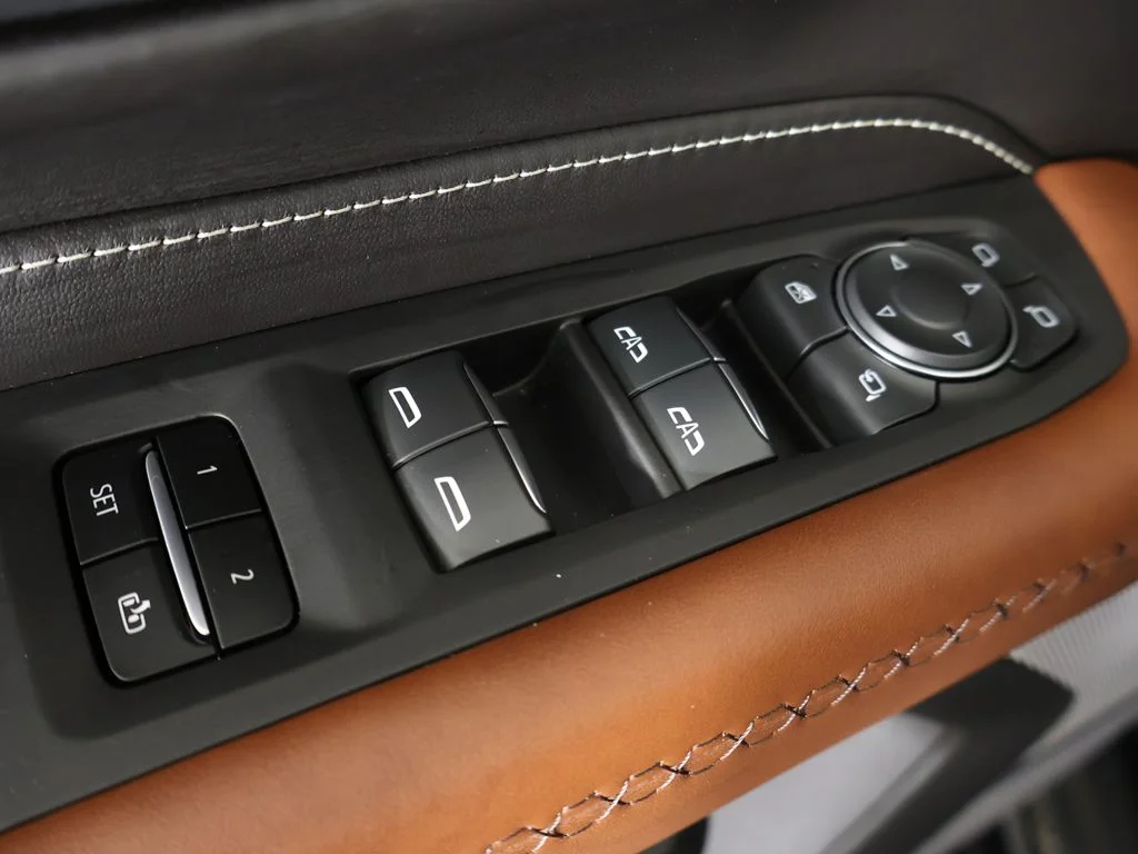Used 2024 Onyx Black GMC Denali Ultimate image 49
