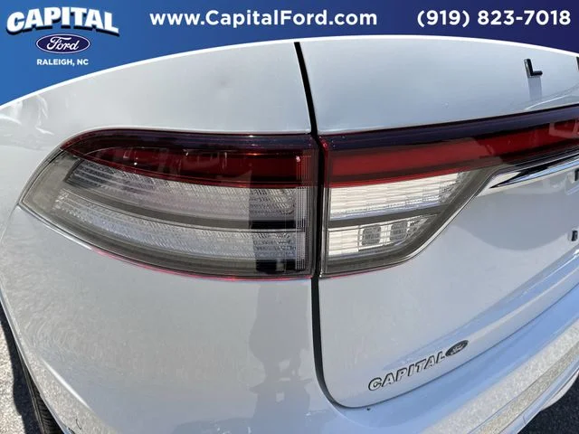 Used 2024 White Lincoln Black Label image 15