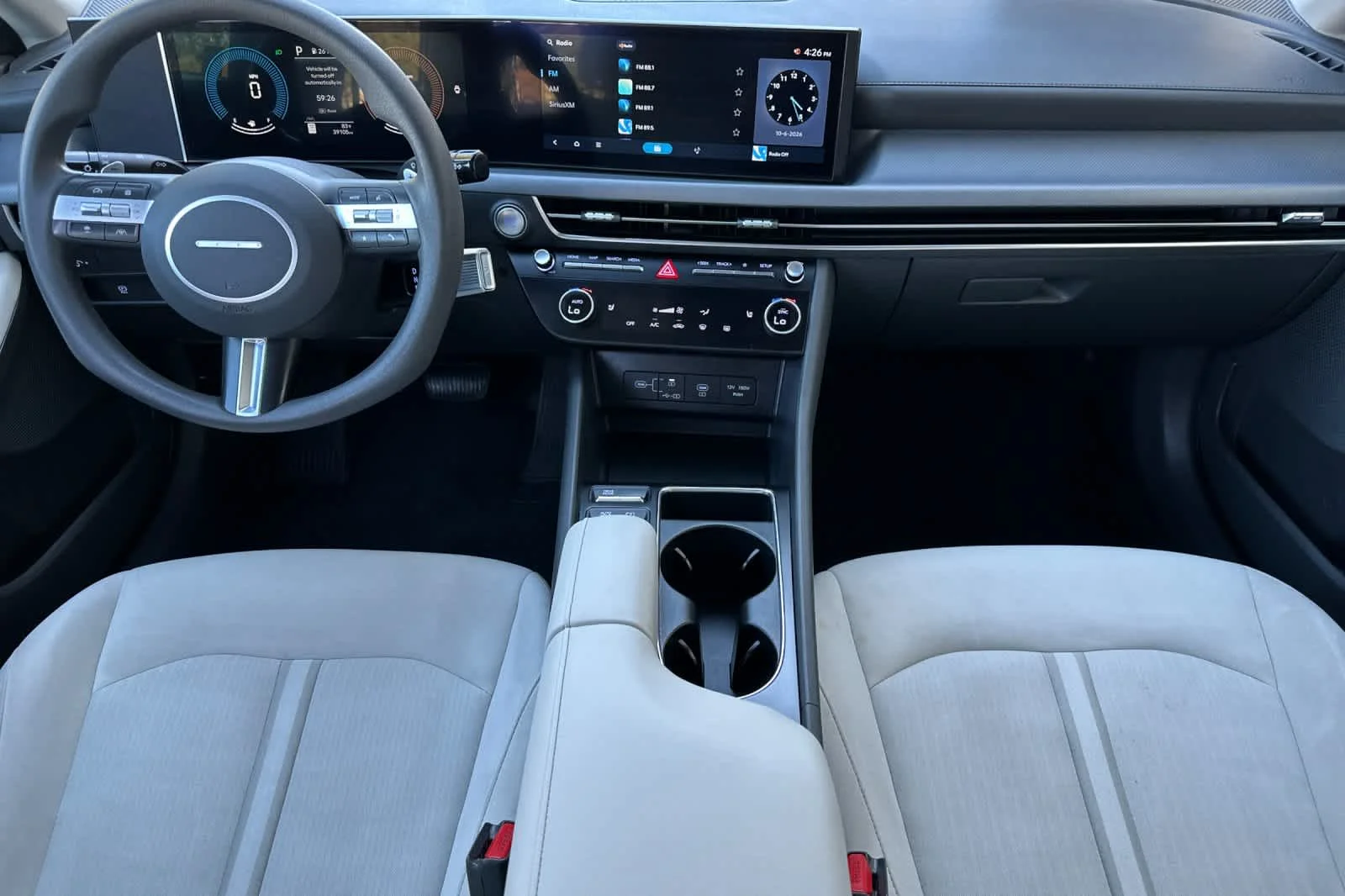 Certified Used 2025 Silver Hyundai SEL image 3