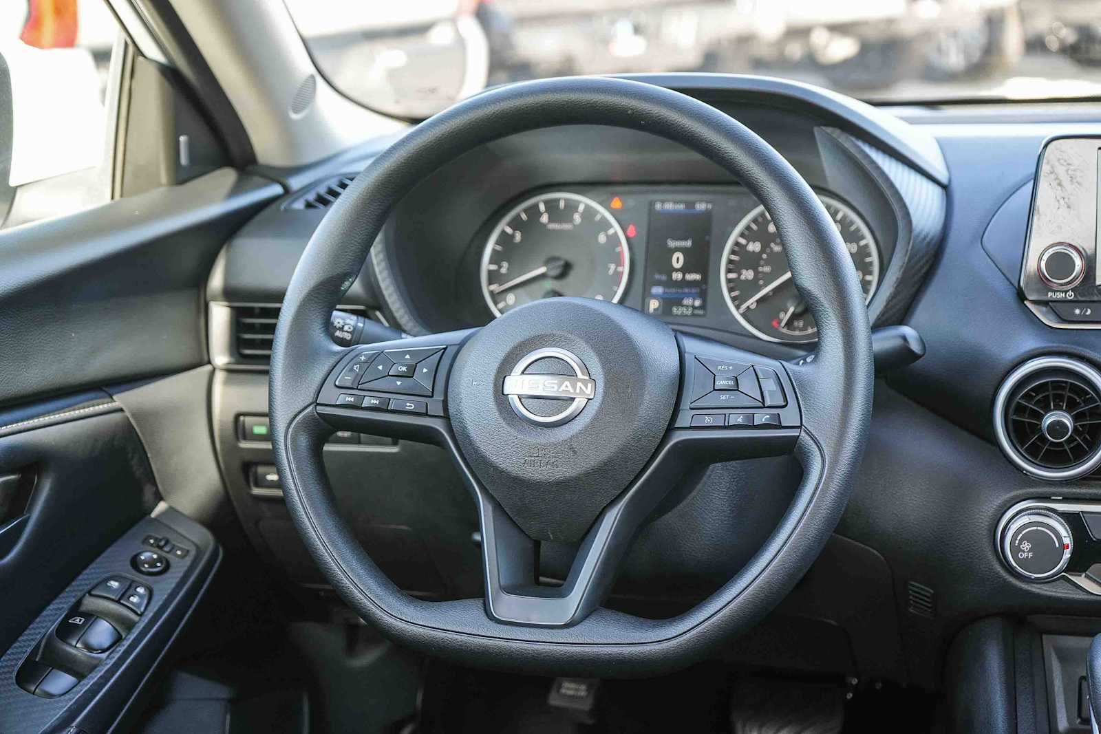 2025 Nissan Sentra S - Photo 15