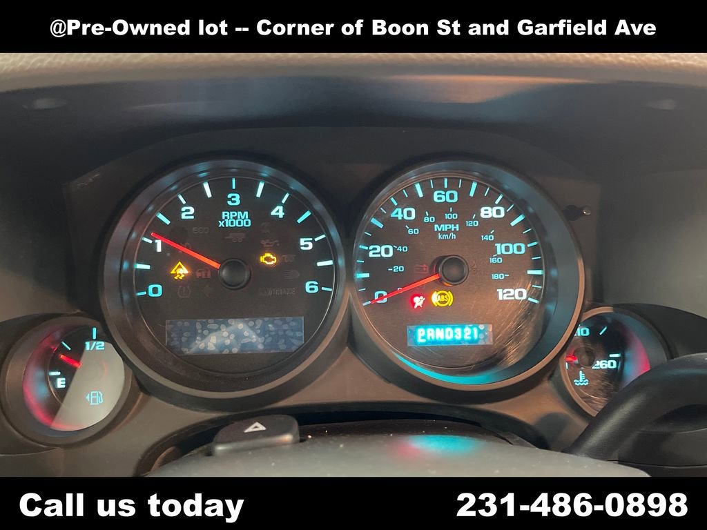 Used 2010 Stealth Gray Metallic GMC SL image 20
