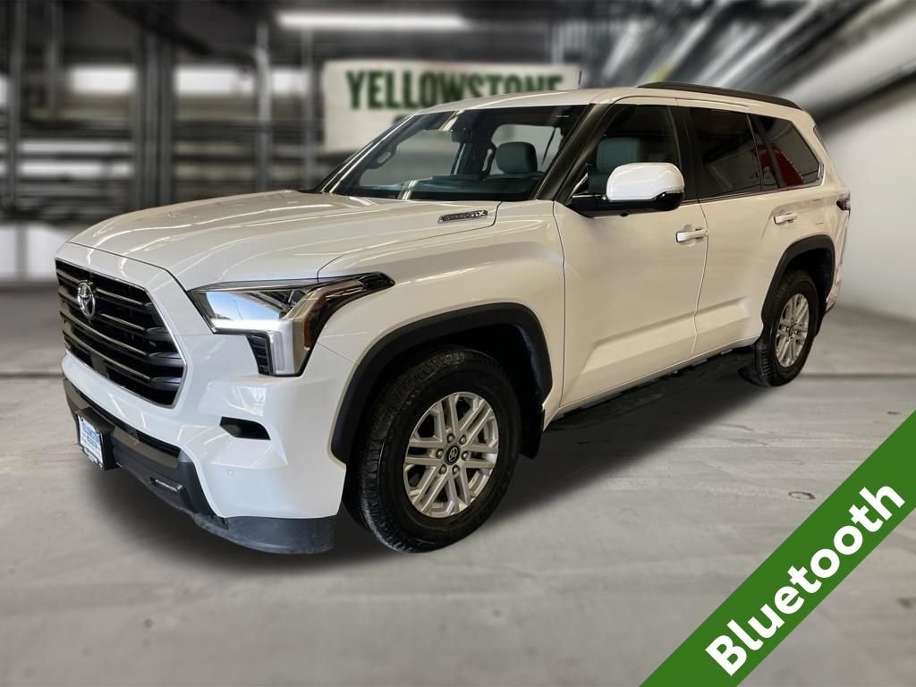 Used 2025 White Toyota SR5 image 8