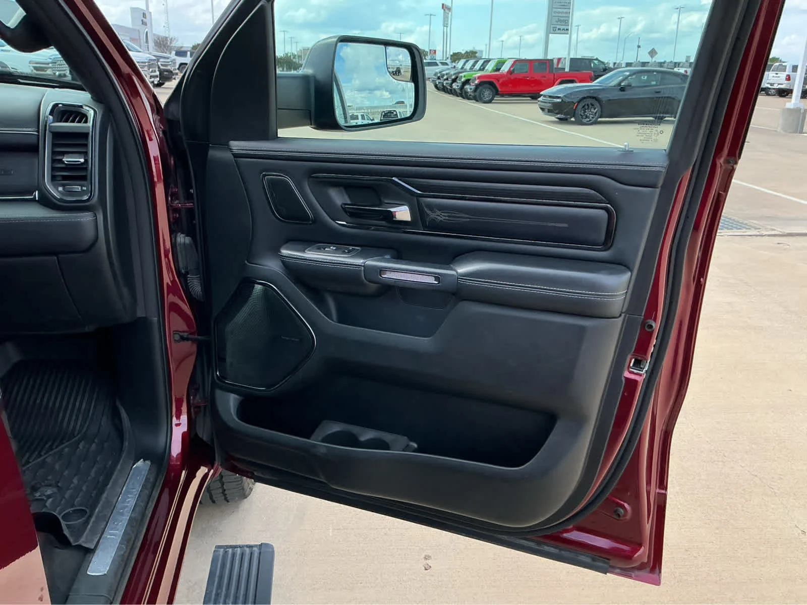 Used 2022 Delmonico Red Pearlcoat Ram Limited image 24