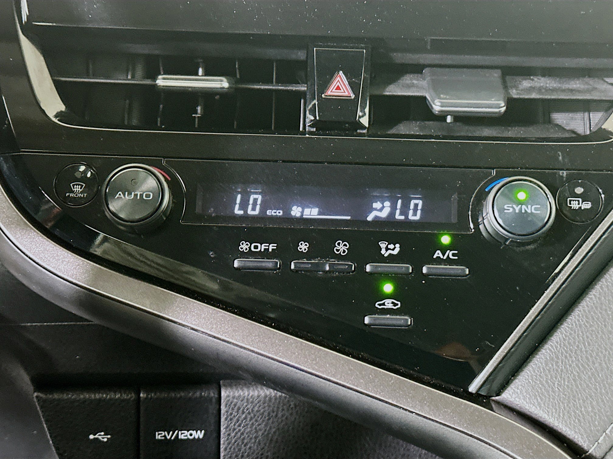 Used 2023 Ice Toyota SE image 21