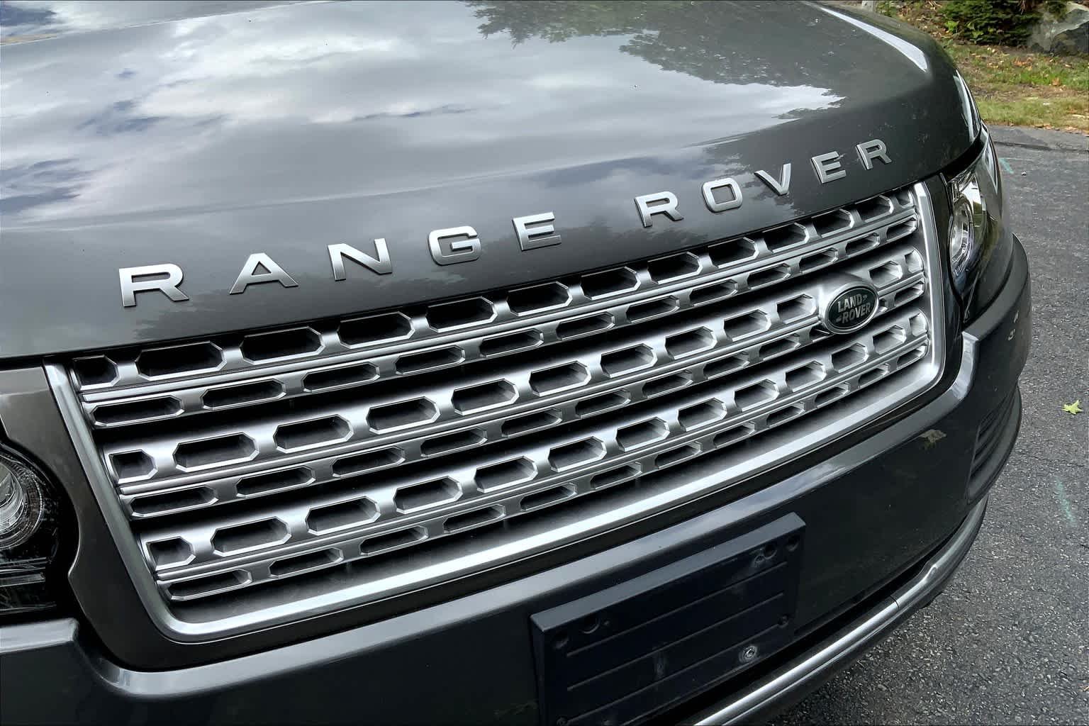 Used 2017 Corris Grey Land Rover  image 28