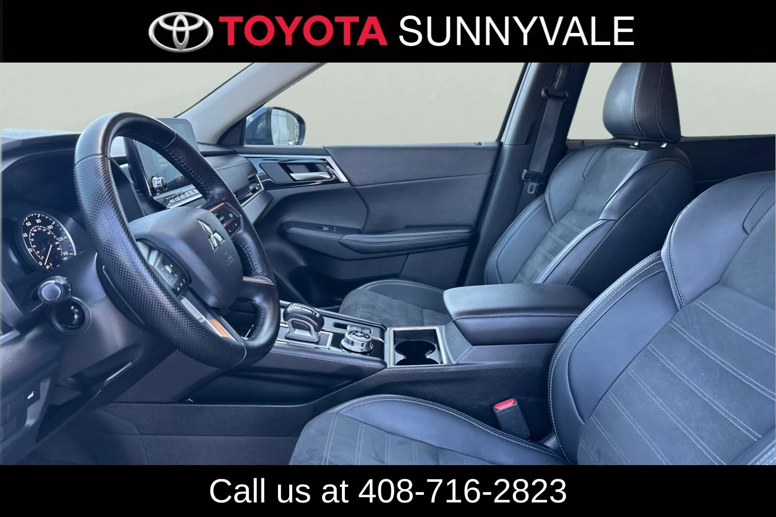 Used 2024  Mitsubishi SE image 14