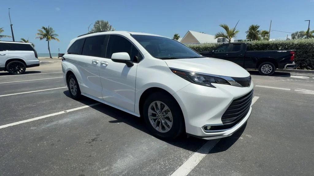 Used 2024 Beige Toyota XLE image 2