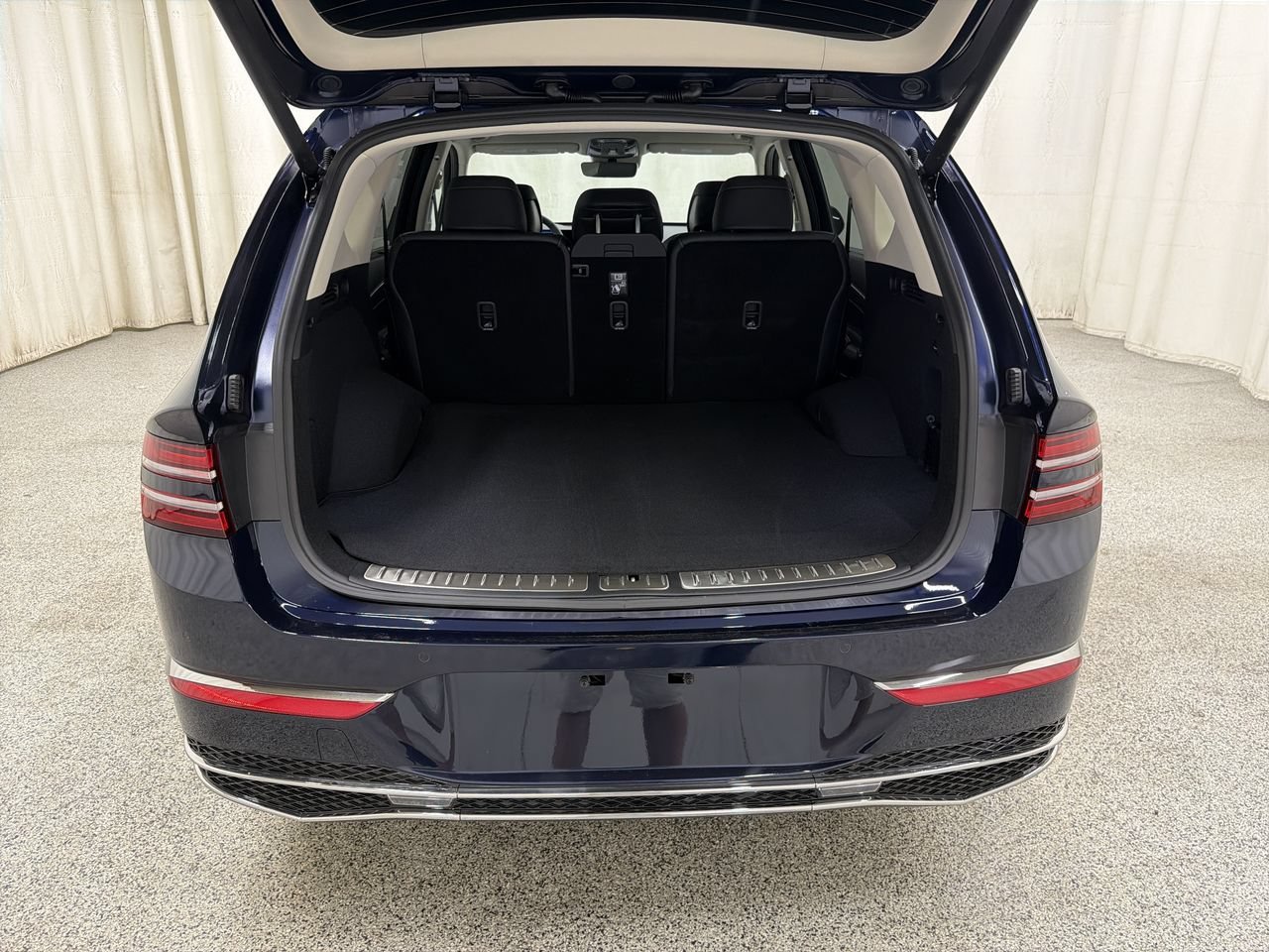 New 2026 Capri Blue Genesis 2.5T SELECT image 17