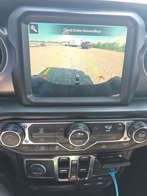 Used 2021 Snazzberry Pearlcoat Jeep  image 12