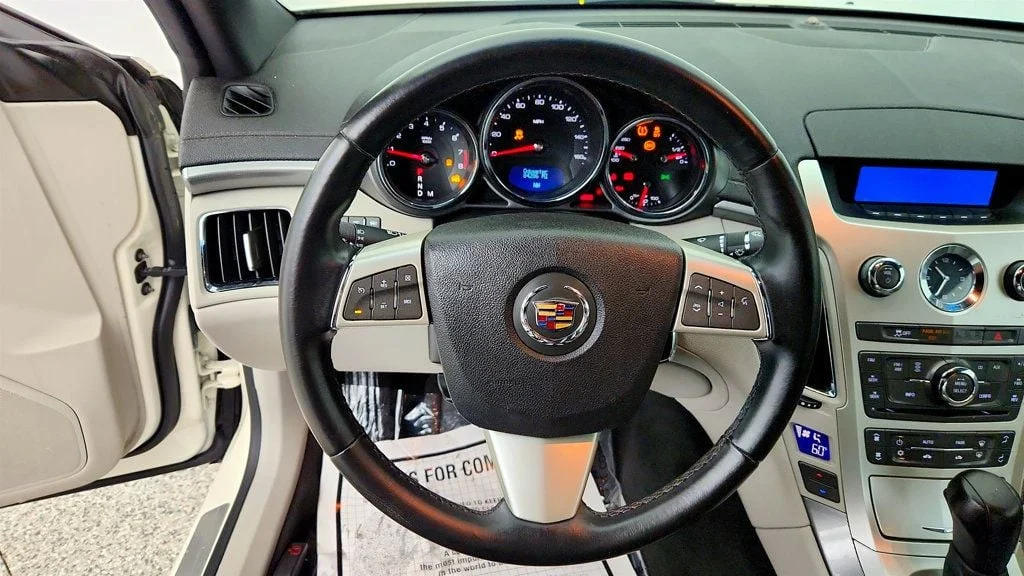 Used 2014 White Diamond Tricoat Cadillac 2dr Coupe RWD image 13